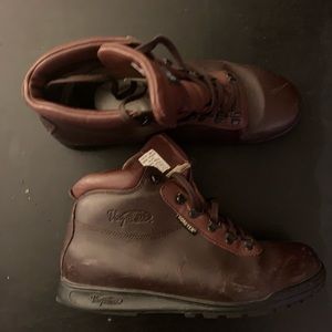 Burgundy Vasque Sundowner Boots Sz 